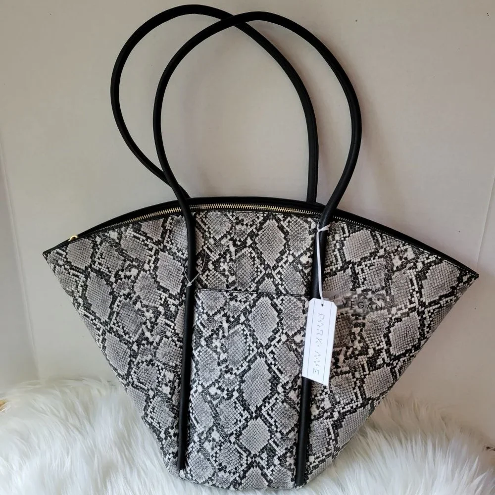 Park Ave Collection Oversized Faux Snake Tote